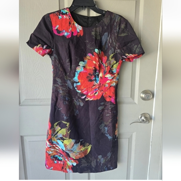 Trina Turk Natasha Floral Dress 6 Women Kneel Length Pencil Lined Boho Coastal - Picture 5 of 10